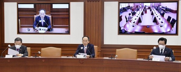 추 부총리 “신성장 4.0 전략으로 미래산업 성장동력 확보”