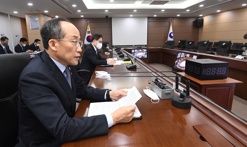 추 부총리 “당분간은 고물가 지속…정책 지원 강화”
