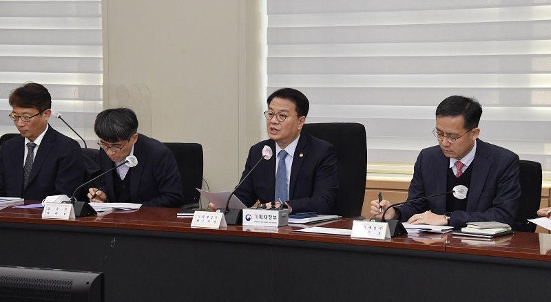 정부, 업종별 수출목표 설정…경제형벌 2차 개선과제 곧 발표
