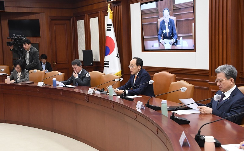 추 부총리 “수출 확대 위해 FTA 다각화…경제안보 핵심품목 재정비”