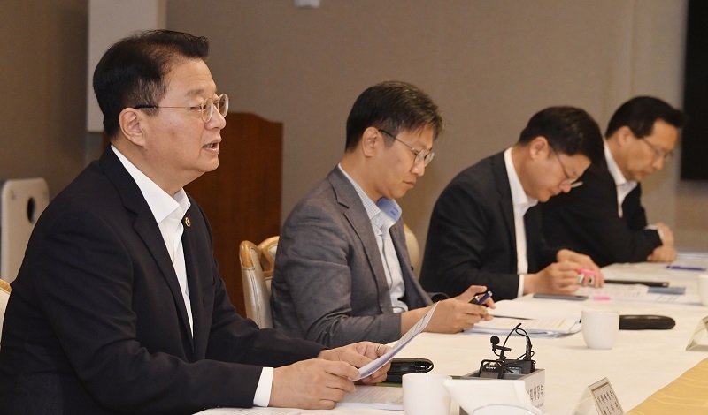 정부, 성수품 수급·교통대책 등 ‘추석 민생대책’ 내달 초 발표